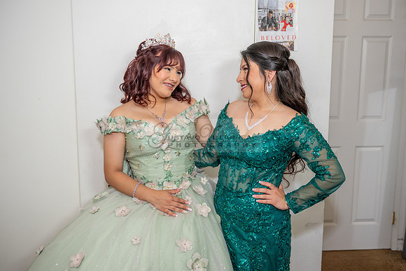 Jade Perez quinceanera celebration photography, videography in Montebello Ca, Whittier Ca by Gustavo Villarreal Photography, 323-633-8283, www.gvphotoandvideo.com