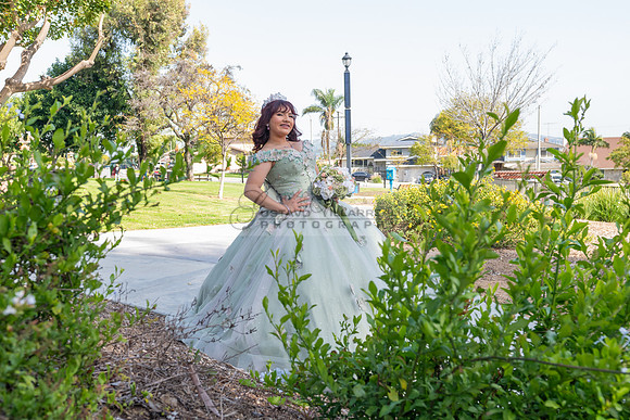 Jade Perez quinceanera celebration photography, videography in Montebello Ca, Whittier Ca by Gustavo Villarreal Photography, 323-633-8283, www.gvphotoandvideo.com