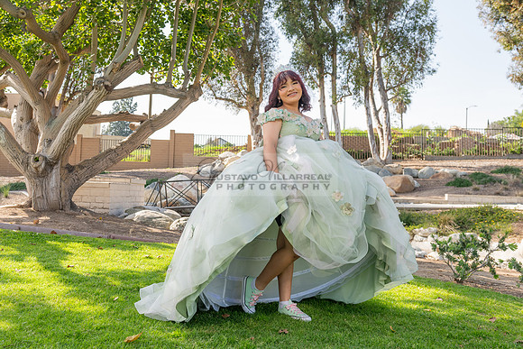 Jade Perez quinceanera celebration photography, videography in Montebello Ca, Whittier Ca by Gustavo Villarreal Photography, 323-633-8283, www.gvphotoandvideo.com