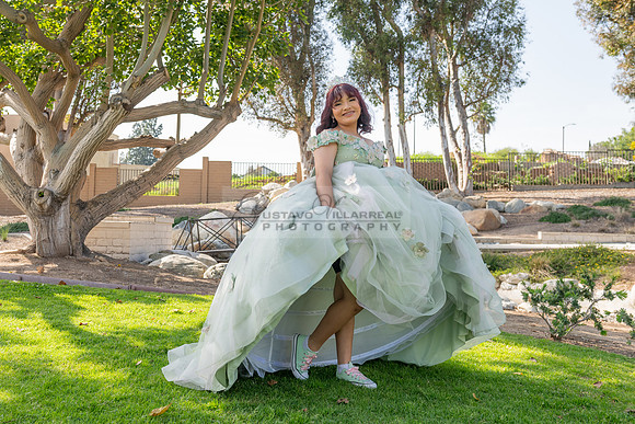 Jade Perez quinceanera celebration photography, videography in Montebello Ca, Whittier Ca by Gustavo Villarreal Photography, 323-633-8283, www.gvphotoandvideo.com
