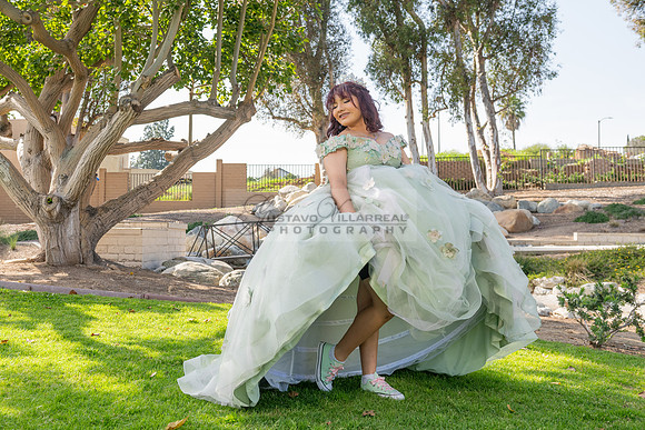 Jade Perez quinceanera celebration photography, videography in Montebello Ca, Whittier Ca by Gustavo Villarreal Photography, 323-633-8283, www.gvphotoandvideo.com