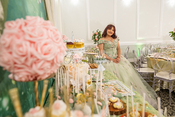 Jade Perez quinceanera celebration photography, videography in Montebello Ca, Whittier Ca by Gustavo Villarreal Photography, 323-633-8283, www.gvphotoandvideo.com