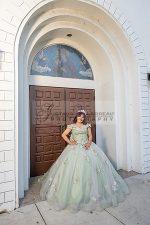 Jade Perez quinceanera celebration photography, videography in Montebello Ca, Whittier Ca by Gustavo Villarreal Photography, 323-633-8283, www.gvphotoandvideo.com