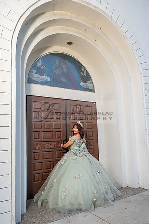 Jade Perez quinceanera celebration photography, videography in Montebello Ca, Whittier Ca by Gustavo Villarreal Photography, 323-633-8283, www.gvphotoandvideo.com