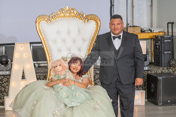 Jade Perez quinceanera celebration photography, videography in Montebello Ca, Whittier Ca by Gustavo Villarreal Photography, 323-633-8283, www.gvphotoandvideo.com