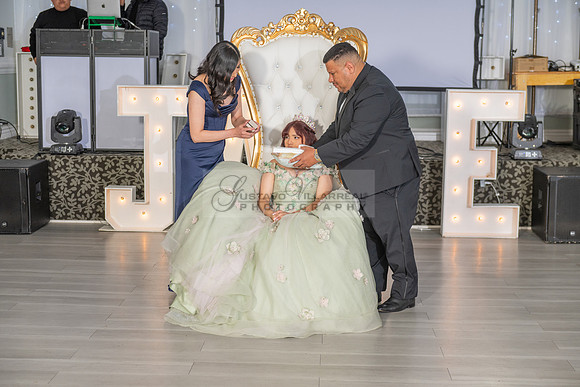 Jade Perez quinceanera celebration photography, videography in Montebello Ca, Whittier Ca by Gustavo Villarreal Photography, 323-633-8283, www.gvphotoandvideo.com