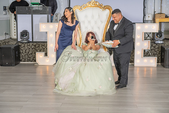 Jade Perez quinceanera celebration photography, videography in Montebello Ca, Whittier Ca by Gustavo Villarreal Photography, 323-633-8283, www.gvphotoandvideo.com
