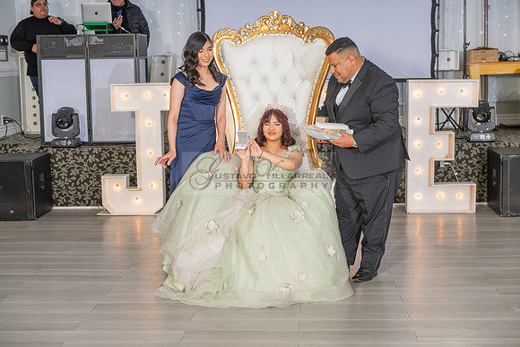 Jade Perez quinceanera celebration photography, videography in Montebello Ca, Whittier Ca by Gustavo Villarreal Photography, 323-633-8283, www.gvphotoandvideo.com