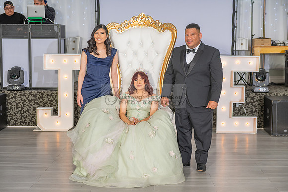 Jade Perez quinceanera celebration photography, videography in Montebello Ca, Whittier Ca by Gustavo Villarreal Photography, 323-633-8283, www.gvphotoandvideo.com
