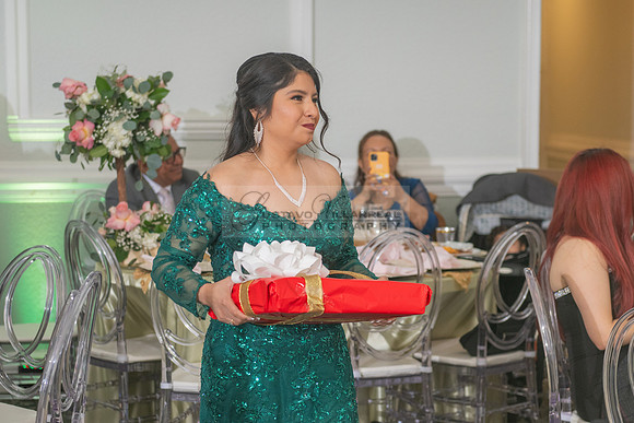 Jade Perez quinceanera celebration photography, videography in Montebello Ca, Whittier Ca by Gustavo Villarreal Photography, 323-633-8283, www.gvphotoandvideo.com