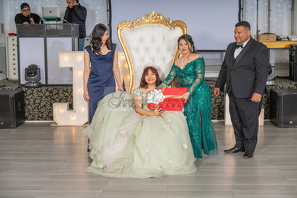 Jade Perez quinceanera celebration photography, videography in Montebello Ca, Whittier Ca by Gustavo Villarreal Photography, 323-633-8283, www.gvphotoandvideo.com