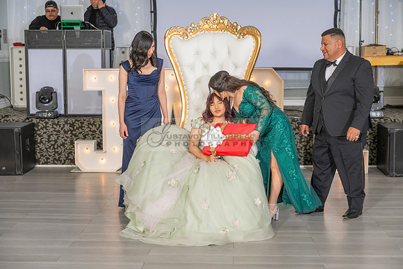 Jade Perez quinceanera celebration photography, videography in Montebello Ca, Whittier Ca by Gustavo Villarreal Photography, 323-633-8283, www.gvphotoandvideo.com