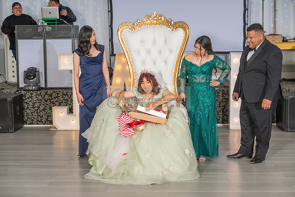 Jade Perez quinceanera celebration photography, videography in Montebello Ca, Whittier Ca by Gustavo Villarreal Photography, 323-633-8283, www.gvphotoandvideo.com
