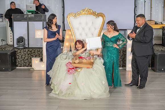 Jade Perez quinceanera celebration photography, videography in Montebello Ca, Whittier Ca by Gustavo Villarreal Photography, 323-633-8283, www.gvphotoandvideo.com