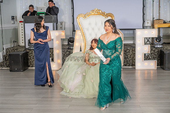 Jade Perez quinceanera celebration photography, videography in Montebello Ca, Whittier Ca by Gustavo Villarreal Photography, 323-633-8283, www.gvphotoandvideo.com