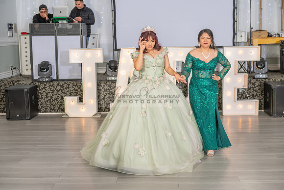 Jade Perez quinceanera celebration photography, videography in Montebello Ca, Whittier Ca by Gustavo Villarreal Photography, 323-633-8283, www.gvphotoandvideo.com