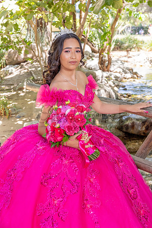 Samantha Rodriguez quinceanera celebration, photography, video at Heritage Park in Pico Rivera Ca. Bellflower, Santa Ana, Gustavo Villarreal photography, 323-633-8283, www.gvphotoandvideo.com