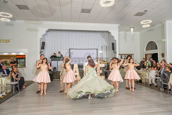 Jade Perez quinceanera celebration photography, videography in Montebello Ca, Whittier Ca by Gustavo Villarreal Photography, 323-633-8283, www.gvphotoandvideo.com