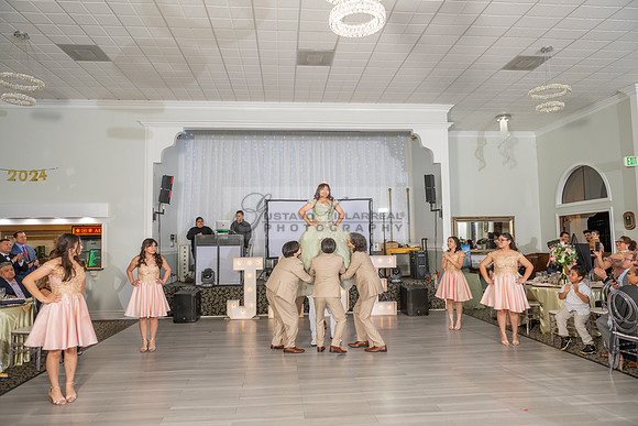 Jade Perez quinceanera celebration photography, videography in Montebello Ca, Whittier Ca by Gustavo Villarreal Photography, 323-633-8283, www.gvphotoandvideo.com