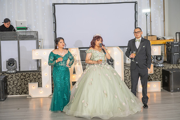 Jade Perez quinceanera celebration photography, videography in Montebello Ca, Whittier Ca by Gustavo Villarreal Photography, 323-633-8283, www.gvphotoandvideo.com