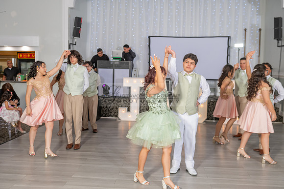 Jade Perez quinceanera celebration photography, videography in Montebello Ca, Whittier Ca by Gustavo Villarreal Photography, 323-633-8283, www.gvphotoandvideo.com