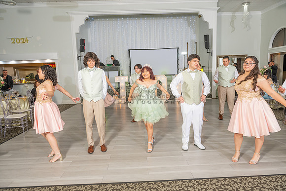 Jade Perez quinceanera celebration photography, videography in Montebello Ca, Whittier Ca by Gustavo Villarreal Photography, 323-633-8283, www.gvphotoandvideo.com