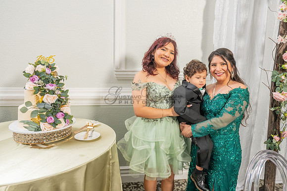 Jade Perez quinceanera celebration photography, videography in Montebello Ca, Whittier Ca by Gustavo Villarreal Photography, 323-633-8283, www.gvphotoandvideo.com