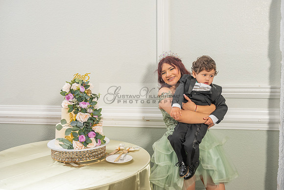 Jade Perez quinceanera celebration photography, videography in Montebello Ca, Whittier Ca by Gustavo Villarreal Photography, 323-633-8283, www.gvphotoandvideo.com