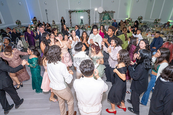 Jade Perez quinceanera celebration photography, videography in Montebello Ca, Whittier Ca by Gustavo Villarreal Photography, 323-633-8283, www.gvphotoandvideo.com