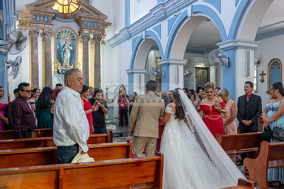 Lalo and Indira wedding, boda en Puga Nayarit Mexico, Gustavo Villarreal Photography, 323-633-8283, www.gustavovillarreal.com