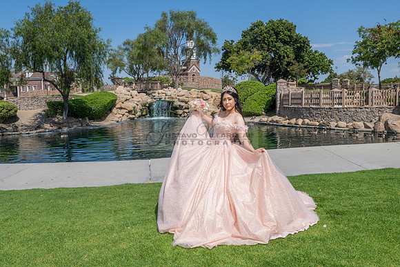 Grace Navarrete quinceanera photography, videography session at Heritage Park in Cerritos Ca, Gustavo Villarreal Photography, 323-633-8283, www.gvphotoandvideo.com