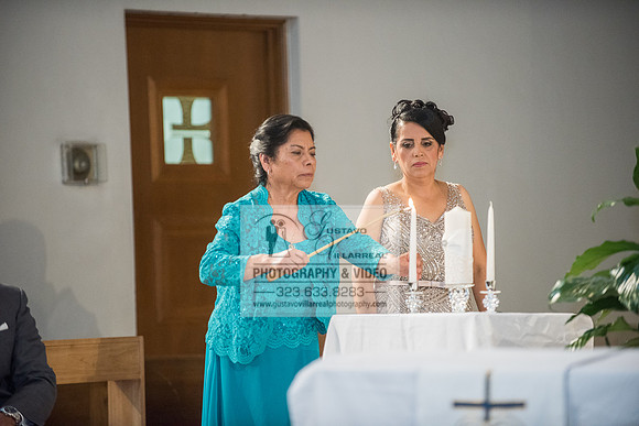 EVELIA Y JUAN weddings photography and video at St Joseph Catholic church in Hawthorne Ca, Reception venues at Temple of Emanuel of beberly hills Ca,  www.gustavovillarreal.com, 323-633-8283