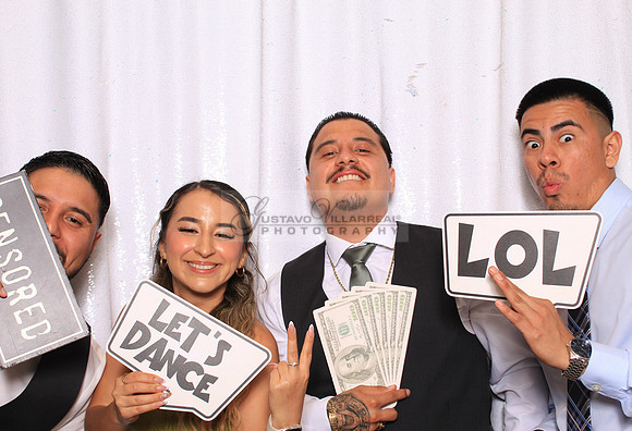 Stephanie and Albert wedding celebration, photo booth in Redondo Beach Ca, Gustavo Villarreal Photography, 323-633-8283, www.gvphotoandvideo.com