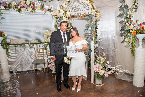 Meybelin and Eduardo Boda civil en La ciudad de Whittier Ca. fotografías de Gustavo Villarreal 323-633-8283