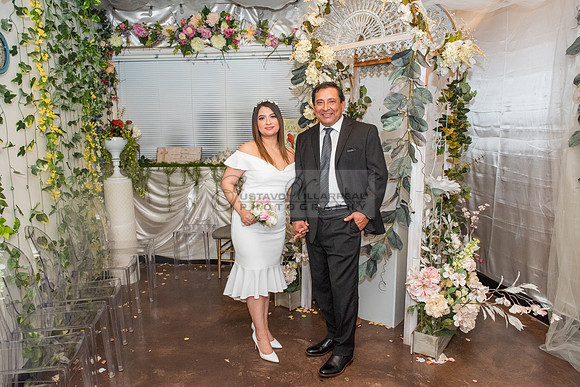 Meybelin and Eduardo Boda civil en La ciudad de Whittier Ca. fotografías de Gustavo Villarreal 323-633-8283