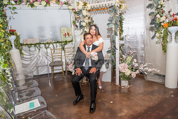 Meybelin and Eduardo Boda civil en La ciudad de Whittier Ca. fotografías de Gustavo Villarreal 323-633-8283