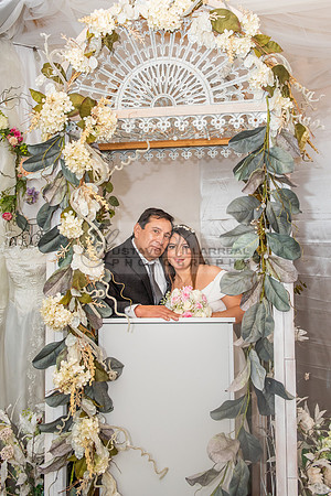 Meybelin and Eduardo Boda civil en La ciudad de Whittier Ca. fotografías de Gustavo Villarreal 323-633-8283