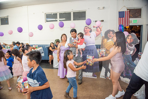 Victoria Aime Bautizo, Bautismo, photo, video, fotografias en Hawthorne Ca, photographer and videographer by Gustavo Villarreal photography, 323-633-8283