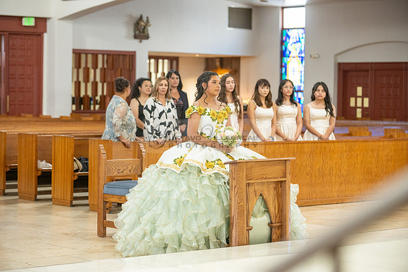 Arianna Tejada quinceanera celebration, photography, videography at Our lady of Guadalupe in El Monte Ca, Fiesta Mexican banquet Hall Montclair Ca, Gustavo Villarreal photo and video, 323-633-8283, ww