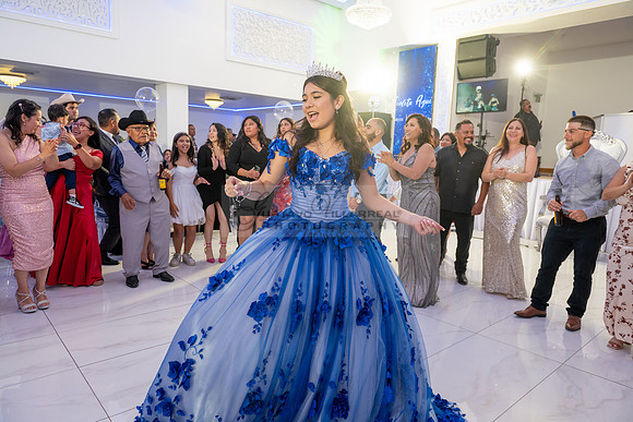 Violeta Noemi quinceanera celebration, photographer , videographer in Hacienda Heights Ca, Montebello Ca, Gustavo Villarreal Photography, 323-633-8283, www.gvphotoandvideo.com
