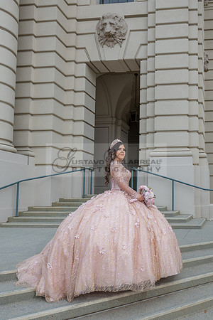 Ximena Alessandra quinceanera photos, videos, photographer, videographer in Pasadena City Hall California, Gustavo Villarreal Photography, 323-633-8283, www.gvphotoandvideo.com