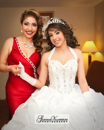 QUINCEANERAS, SWEET SIXTEENS, 18TH BIRTHDAY DEBUT, photography and video service, weddings, family portraits, business headshots, photography studio in Whittier Ca, 323-633-8283