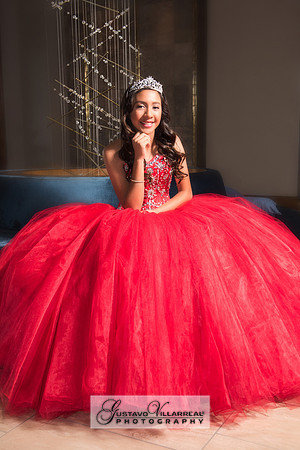 QUINCEANERAS, SWEET SIXTEENS, 18TH BIRTHDAY DEBUT, photography and video service, weddings, family portraits, business headshots, photography studio in Whittier Ca, 323-633-8283
