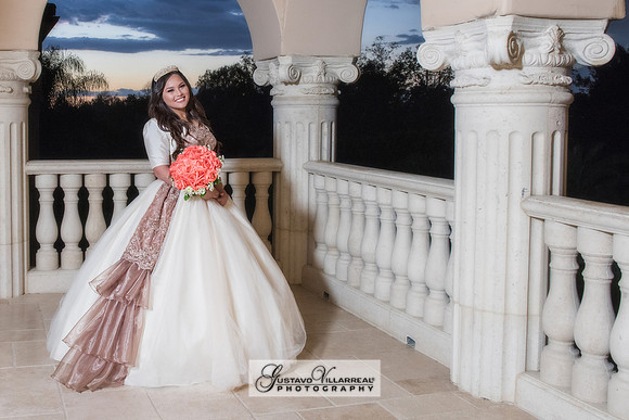 QUINCEANERAS, SWEET SIXTEENS, 18TH BIRTHDAY DEBUT, photography and video service, weddings, family portraits, business headshots, photography studio in Whittier Ca, 323-633-8283
