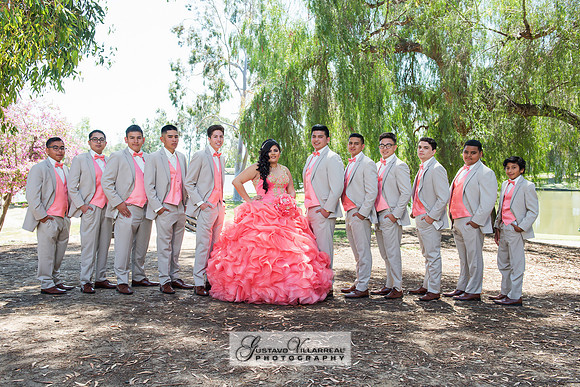 QUINCEANERAS, SWEET SIXTEENS, 18TH BIRTHDAY DEBUT, photography and video service, weddings, family portraits, business headshots, photography studio in Whittier Ca, 323-633-8283