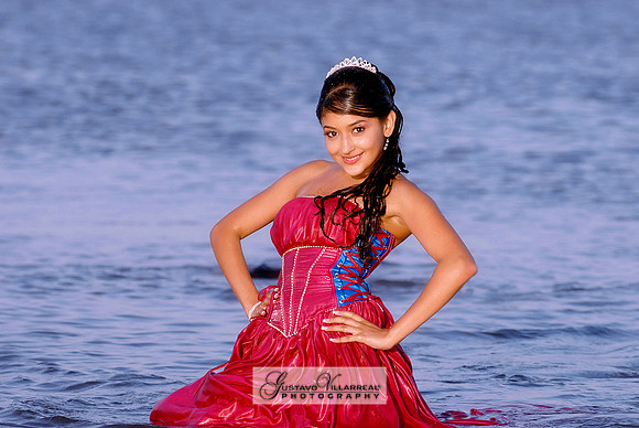 QUINCEANERAS, SWEET SIXTEENS, 18TH BIRTHDAY DEBUT, photography and video service, weddings, family portraits, business headshots, photography studio in Whittier Ca, 323-633-8283