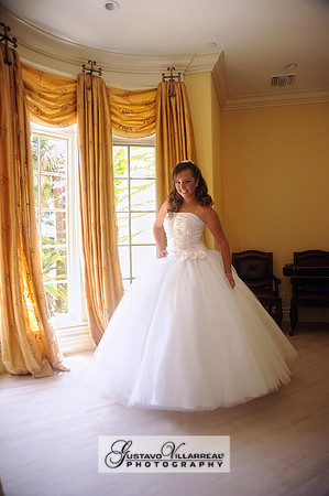QUINCEANERAS, SWEET SIXTEENS, 18TH BIRTHDAY DEBUT, photography and video service, weddings, family portraits, business headshots, photography studio in Whittier Ca, 323-633-8283