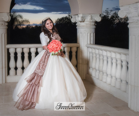 QUINCEANERAS, SWEET SIXTEENS, 18TH BIRTHDAY DEBUT, photography and video service, weddings, family portraits, business headshots, photography studio in Whittier Ca, 323-633-8283