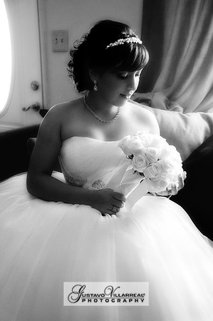 QUINCEANERAS, SWEET SIXTEENS, 18TH BIRTHDAY DEBUT, photography and video service, weddings, family portraits, business headshots, photography studio in Whittier Ca, 323-633-8283