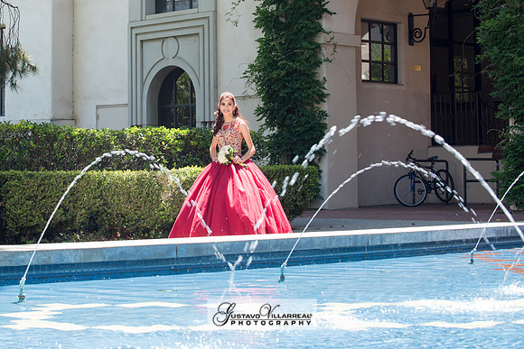 QUINCEANERAS, SWEET SIXTEENS, 18TH BIRTHDAY DEBUT, photography and video service, weddings, family portraits, business headshots, photography studio in Whittier Ca, 323-633-8283